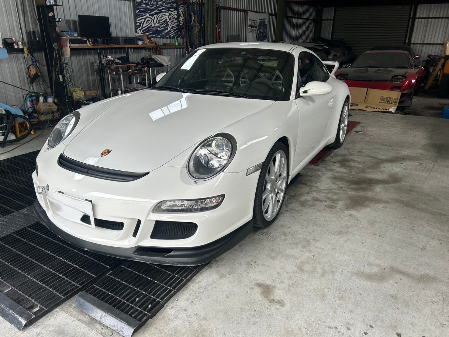 ポルシェ 997 GT3 – IDenX JDM
